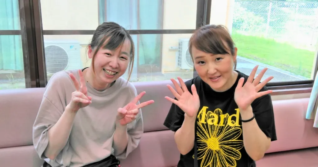 2名の職員の写真